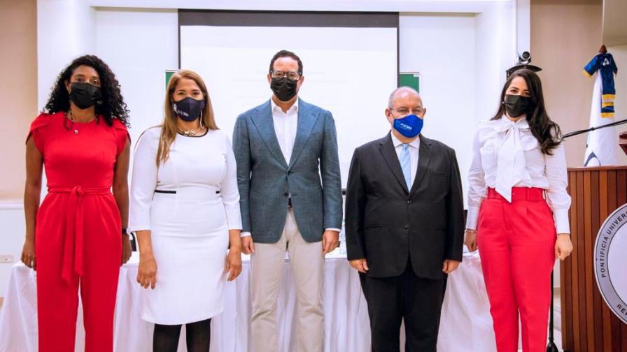 Periodistas culminan segunda edición del Taller de Alianzas Público-Privadas