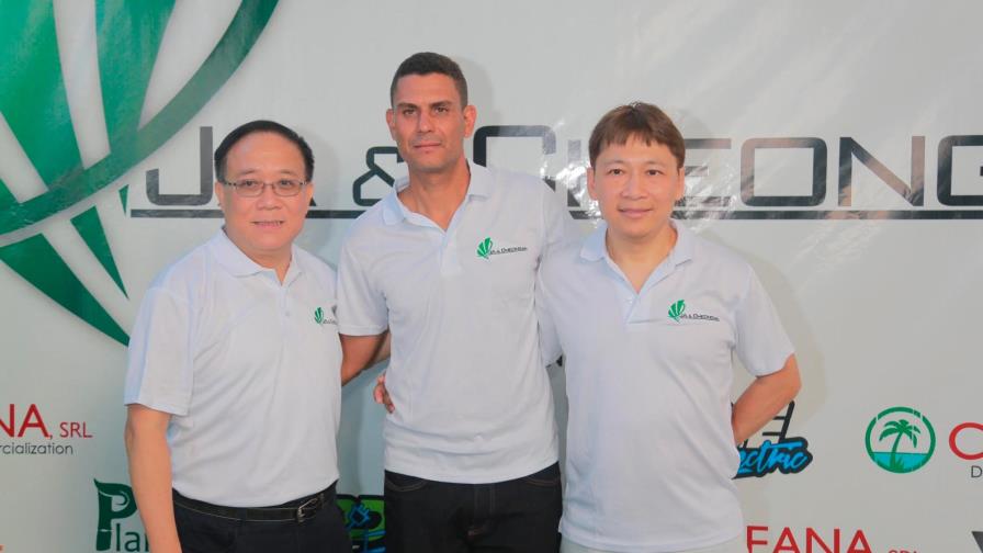 Inauguran fábrica de calzados en zona franca de Puerto Plata