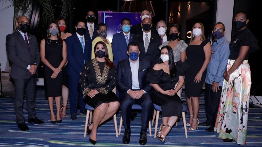 Adompretur juramenta su junta directiva 2021-2023