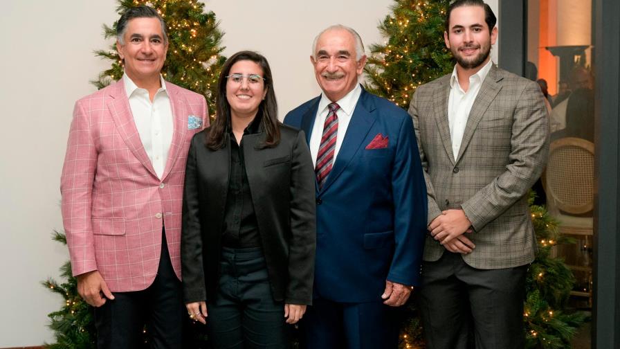 Martí celebra encuentro de navidad 