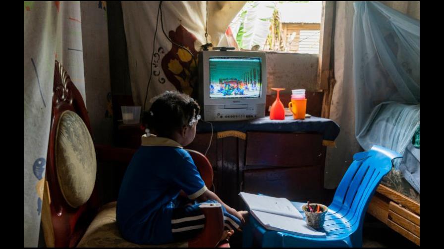 Las peripecias en 100 días para despegar el año escolar