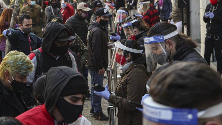 Chile aprueba un segundo retiro anticipado del 10 % de las pensiones