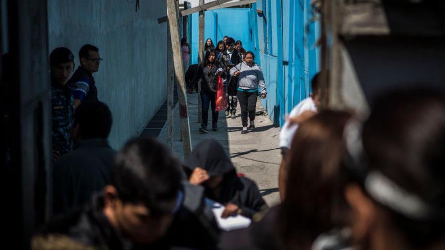 Política de asilos de EEUU: ¿”Deportación con escalas”?