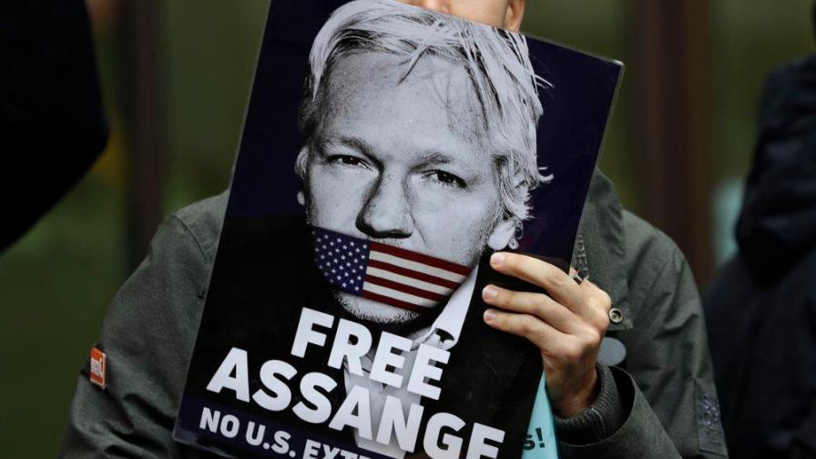 Assange, una década atrapado en laberintos judiciales en el Reino Unido