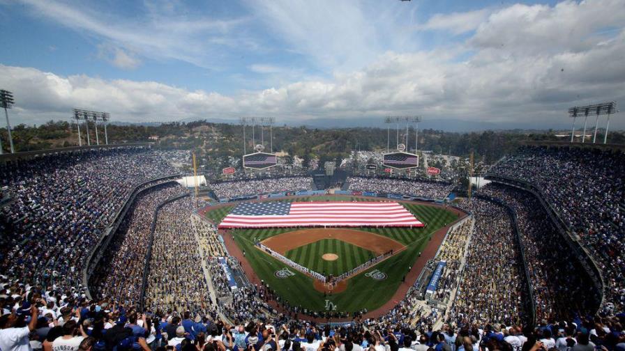 Una familia latina demanda a los Dodgers por US$17 millones por discrimen racial y fuerza excesiva Una familia latina demanda a los Dodgers por US$17 millones por discrimen racial y fuerza excesiva
