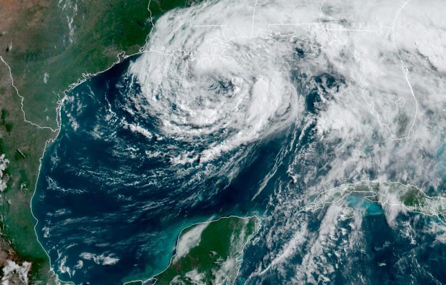 Fuertes vientos de la tormenta Cristóbal afectan ya el sur de EE.UU.