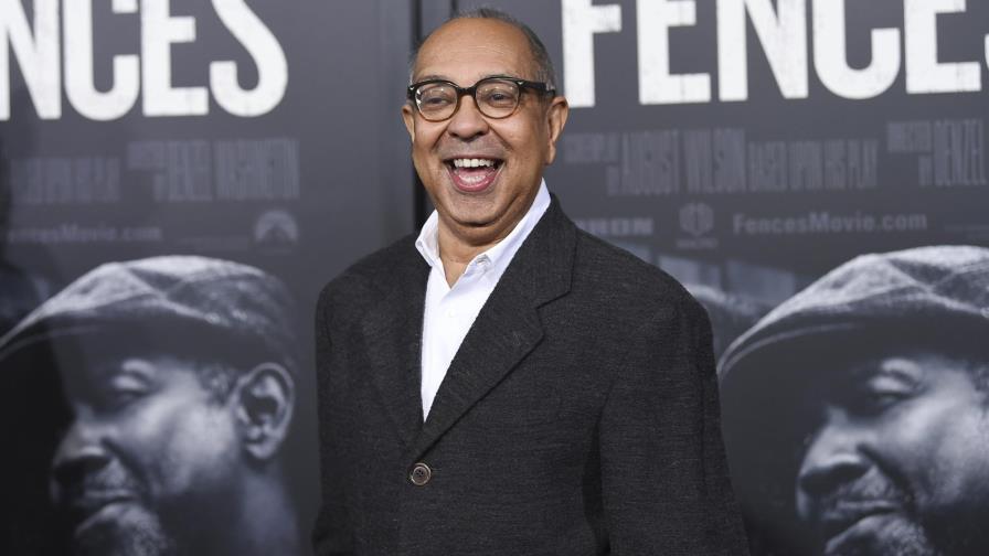 Ehrenreich y Wolfe ganan premios PEN
