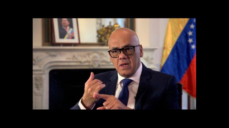 Asamblea venezolana acusa a oposición de querer robar dinero retenido en EEUU