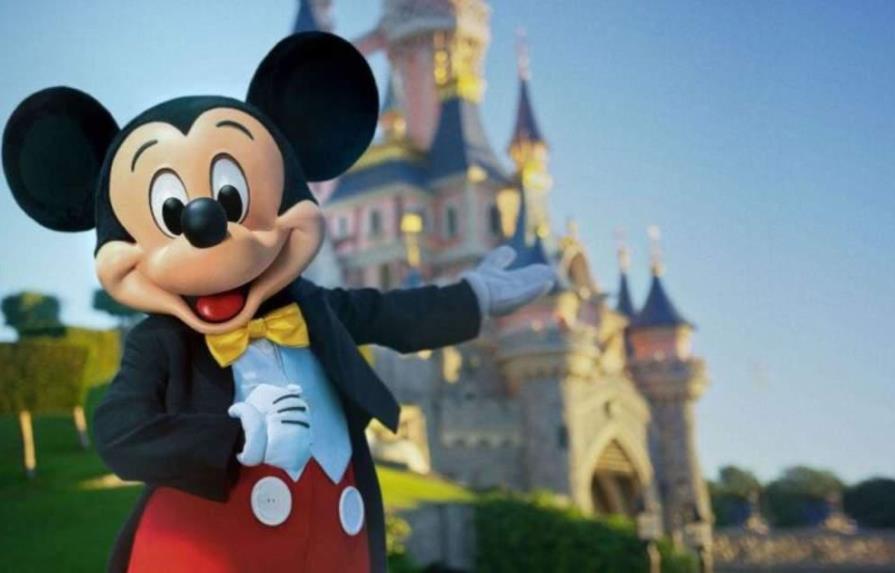 Disney reabre sus parques de diversión en Florida