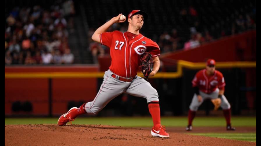 Los Angelinos de Los Ángeles muestran interés por el lanzador Trevor Bauer