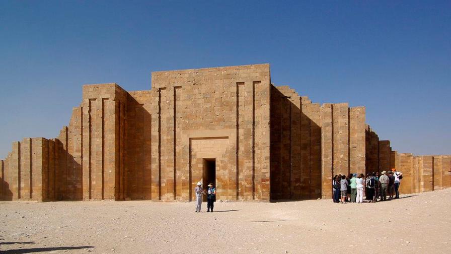 Nuevos hallazgos en necrópolis de Sakkara arrojan luz sobre el rey Teti