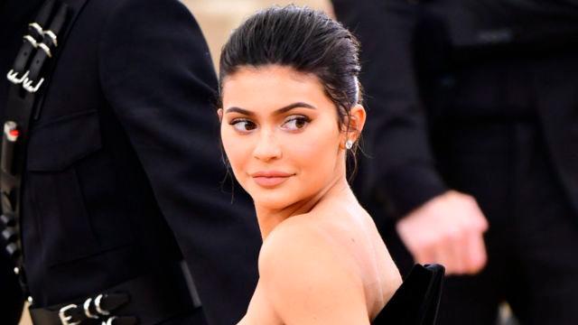 Kylie Jenner encabeza la lista de las celebridades mejor pagadas de Forbes en el 2020
