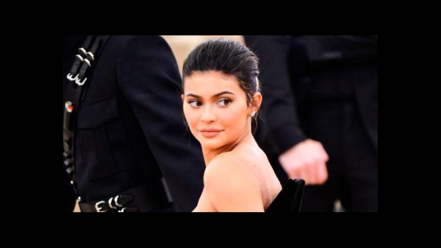 Kylie Jenner encabeza la lista de las celebridades mejor pagadas de Forbes en el 2020