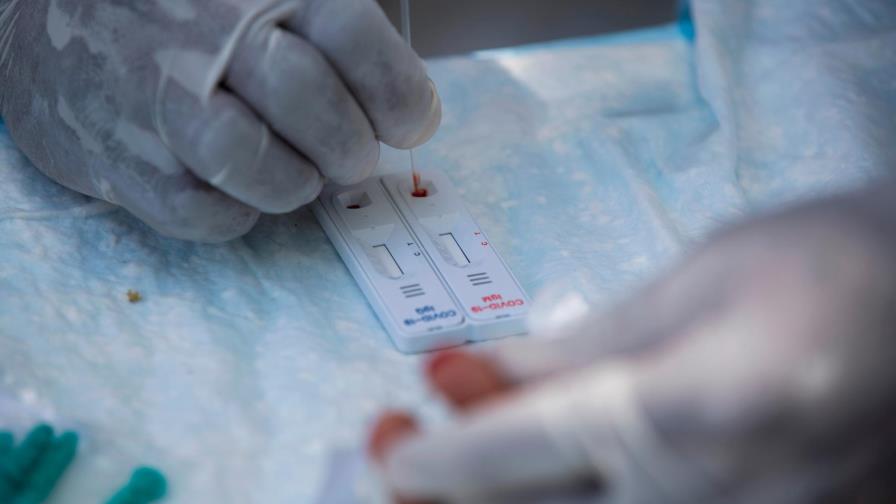 Hay una reducción de un 35%  en la cantidad de nuevos casos de COVID-19 