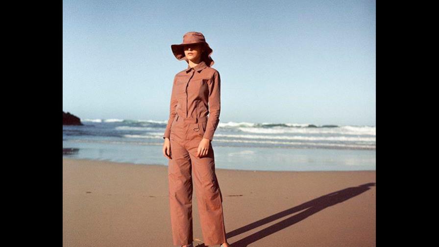 Sara Carrasco: “El futuro de la moda llega con valores medioambientales” Sara Carrasco: “El futuro de la moda llega con valores medioambientales”