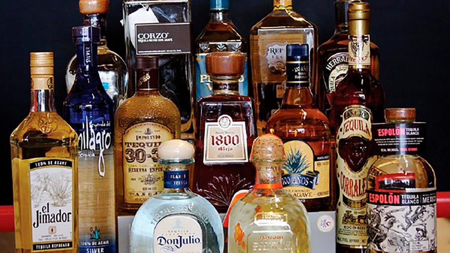 Exportaciones de tequila de México se disparan debido a demanda   de estadounidenses confinados