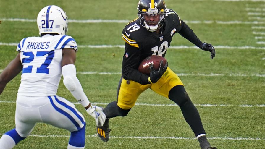 Smith-Schuster pacta con Steelers por una temporada