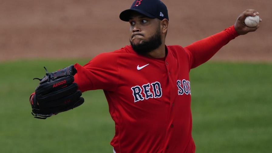 Medias Rojas excluyen a Rodríguez de juego inaugural