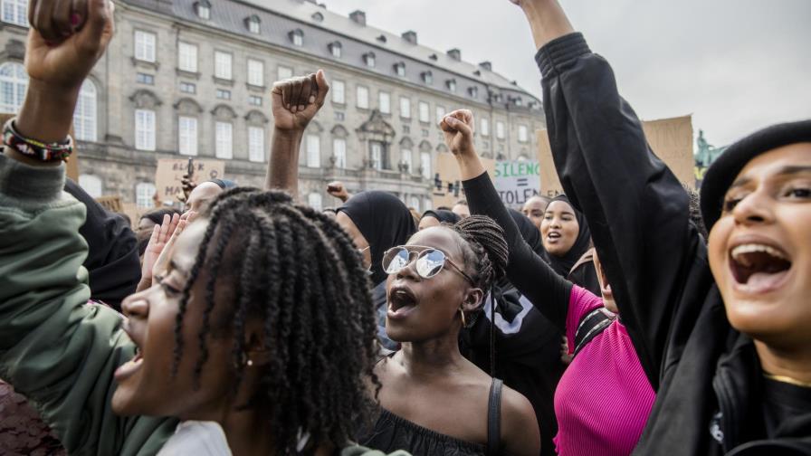 Activistas dicen que daneses no reconocen racismo en el país