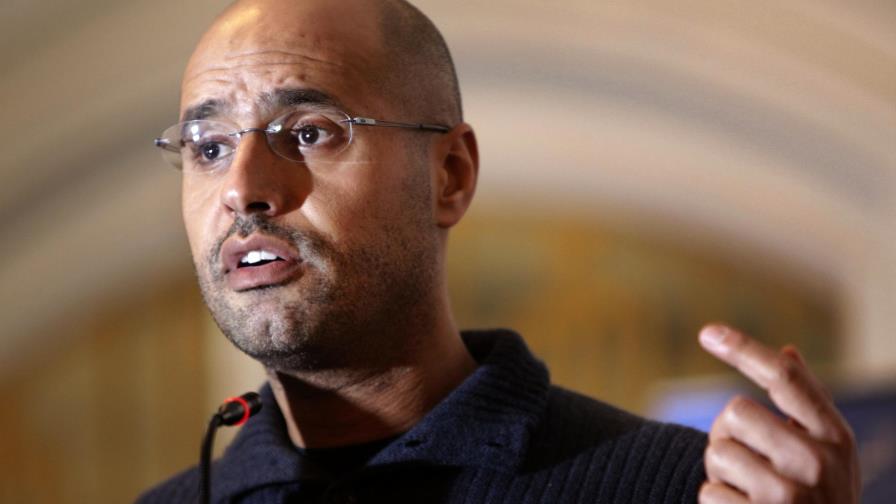 Libia: Inhabilitan al hijo de Gadafi para las presidenciales