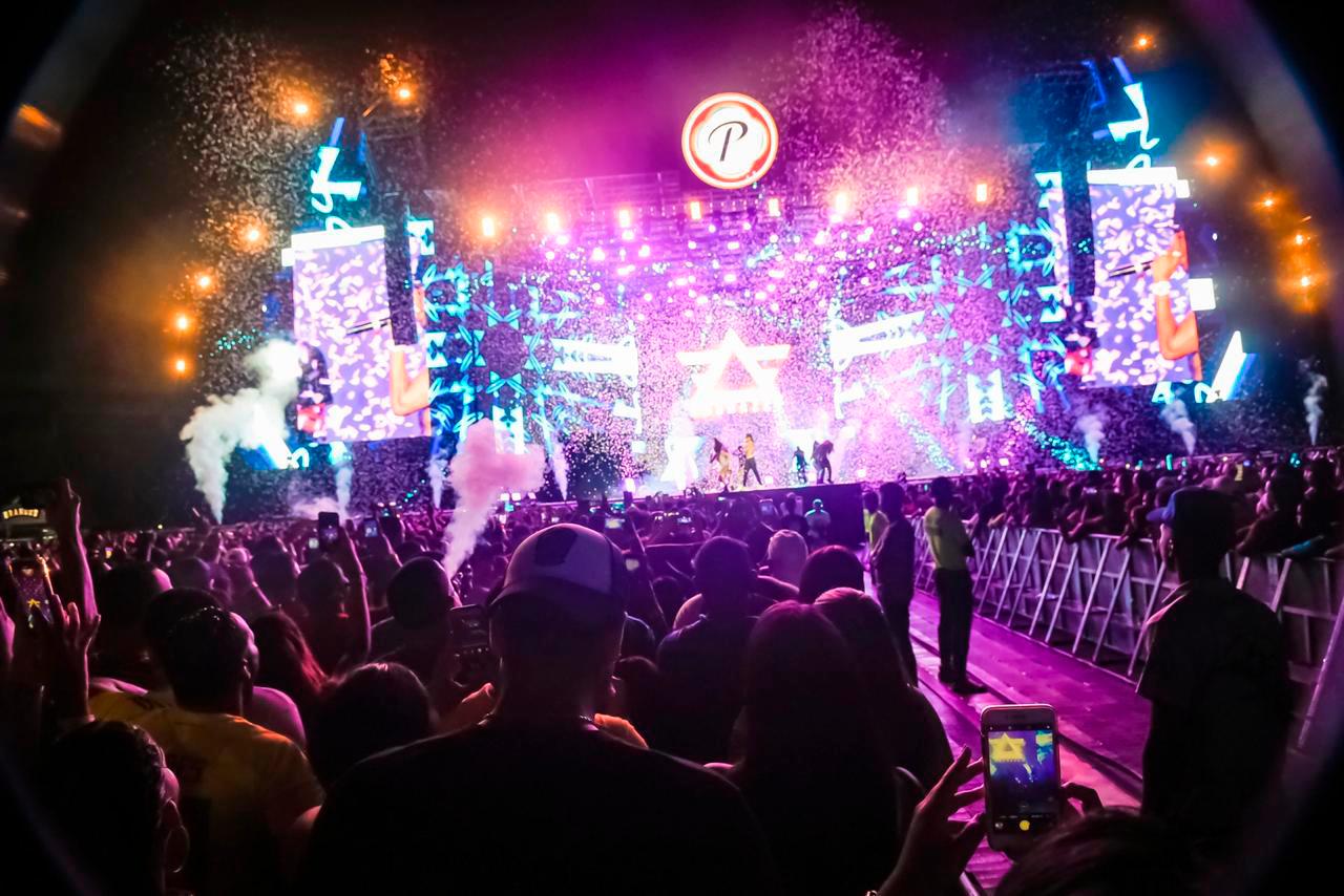 Vista del escenario en el Estadio Olímpico. 