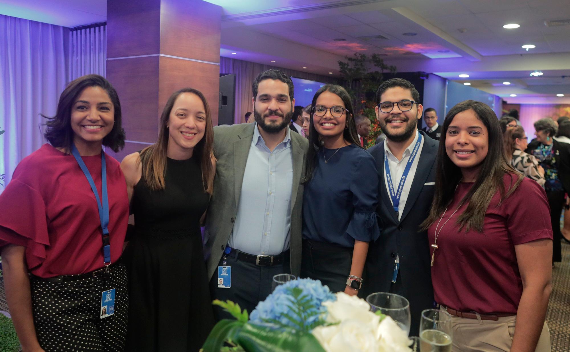 Maricela Mercedes, Bianca Albino, Leandro Marión, Ana Menieur, Misael Quiroz y Keyla Encarnación.