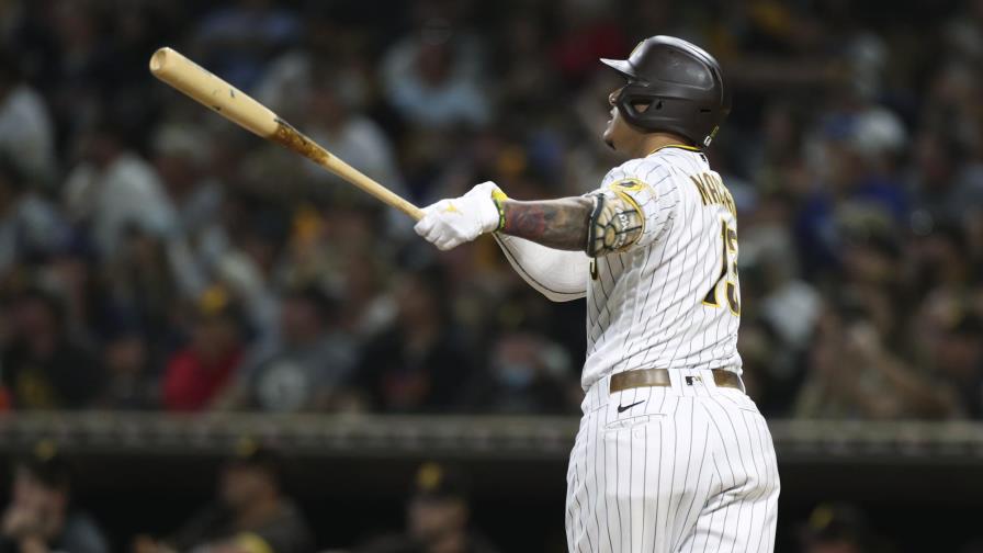 Bates de Padres responden para derrotar 7-4 a Atléticos