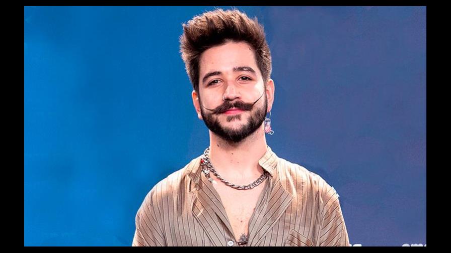 Camilo sorprende a todos en el medio de su gira