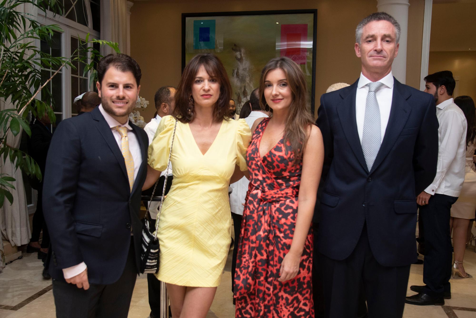 Cristian Rueda , Monica Ortiz, Cristina Rovira y Alvaro Díaz de Rivera.