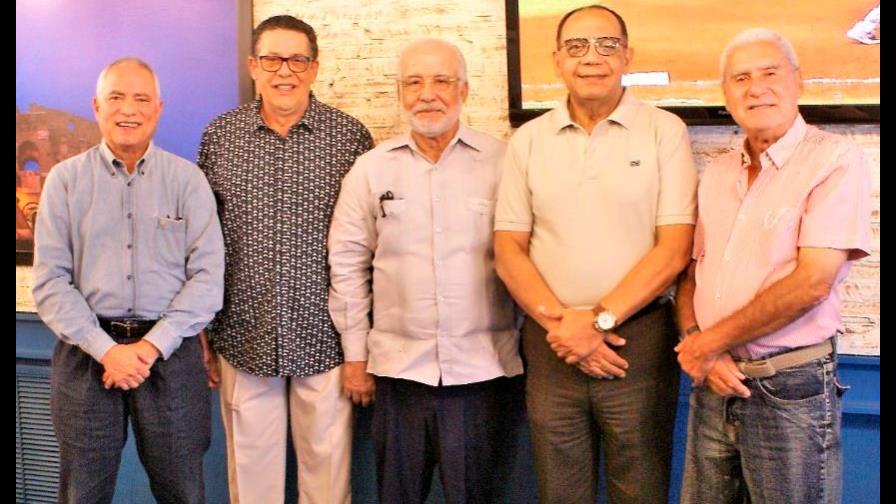 Celebran treinta aniversario de la cirugía laparoscópica en el país 