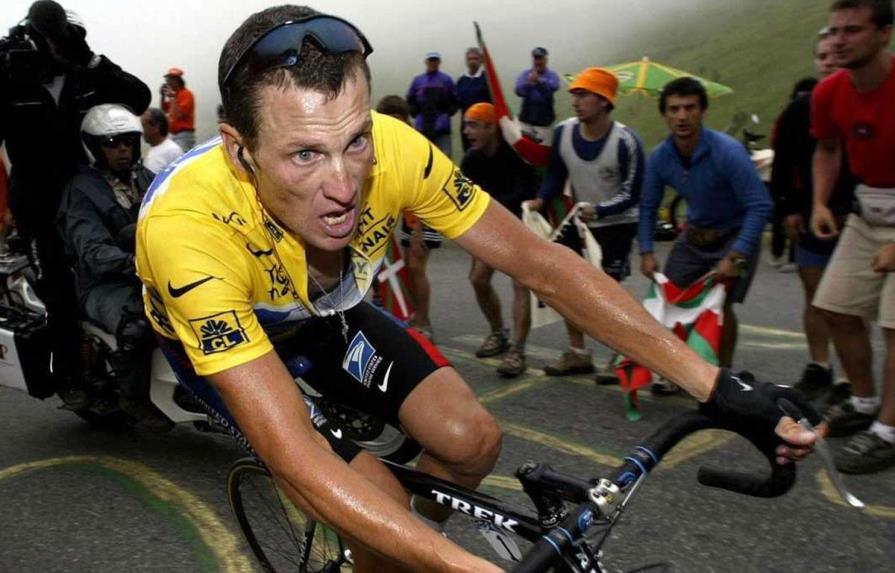 Armstrong: Desearía poder cambiar lo que sucedió y ser un mejor hombre