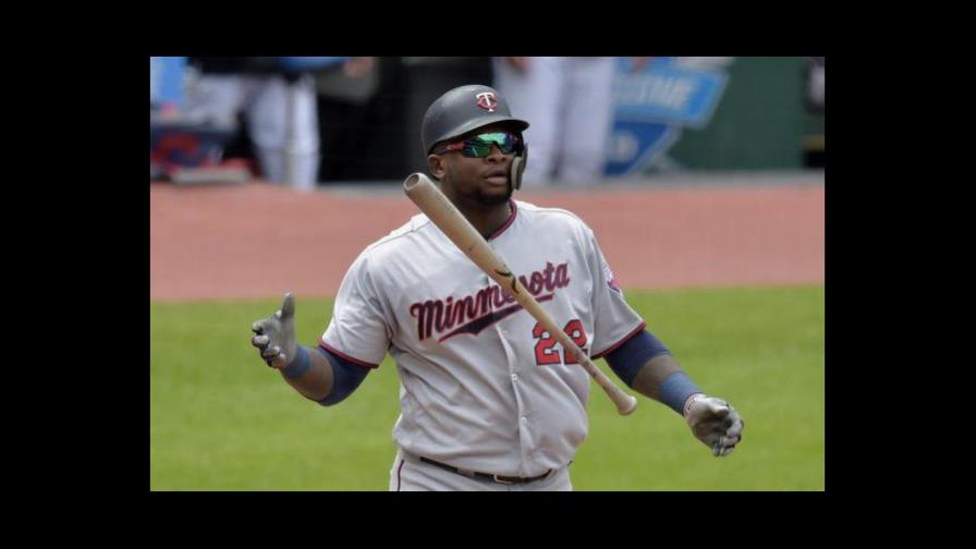 Miguel Sanó positivo al coronavirus