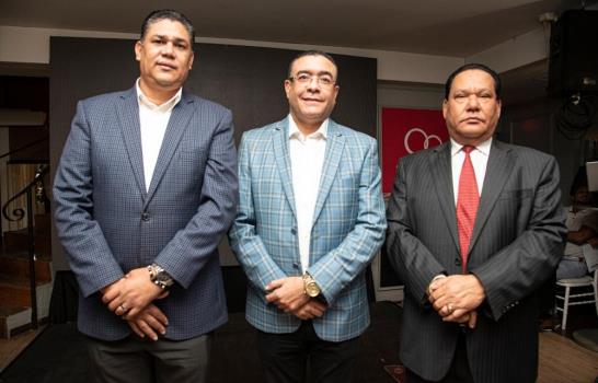 Optica Oviedo presenta nuevas monturas de las marcas Fred y Tom Ford 