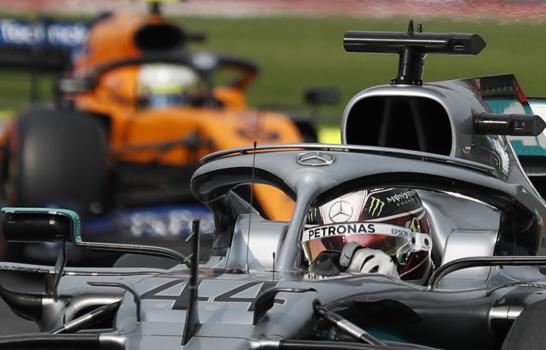 Hamilton triunfa en México, pero aún no es campeón del mundo