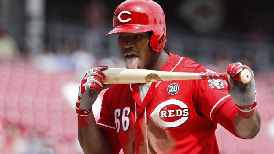 Yasiel Puig firma con equipo surcoreano Yasiel Puig firma con equipo surcoreano