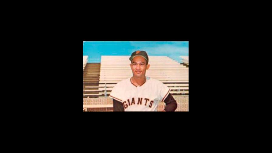 Luis Lora, 5 hits a 5 pitchers diferentes