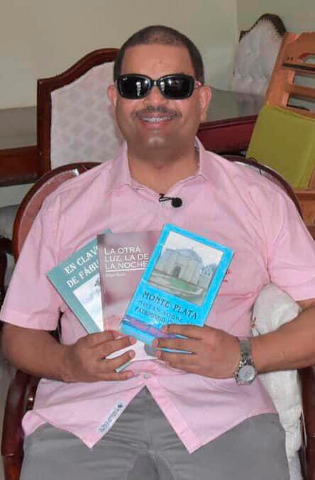 Un paro cardíaco le quitó la vida al escritor y periodista Edgar Reyes Tejeda
