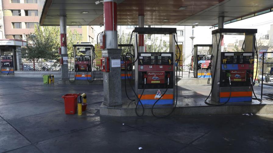 Irán: ciberataque afectó a todas las gasolineras del país Irán: ciberataque afectó a todas las gasolineras del país