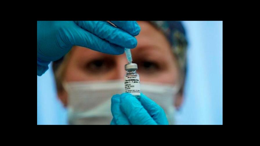 Argentina estudia combinar dosis de diferentes vacunas para combatir la COVID