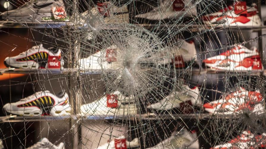 Disturbios en ciudad alemana dejan 20 detenidos y 4 heridos