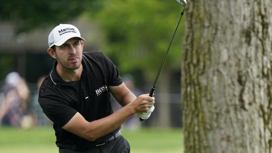 Cantlay establece una meta tras largo día en Memorial