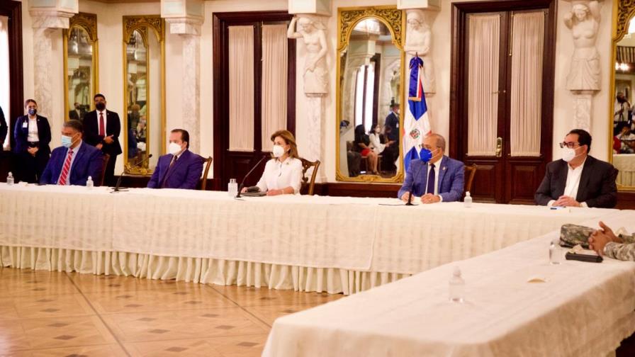 Autoridades no informaron de nueva cepa de COVID-19 hasta que infectada se recuperó