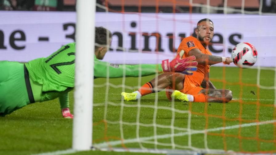 Holanda se clasifica al Mundial tras derrotar 2-0 a Noruega