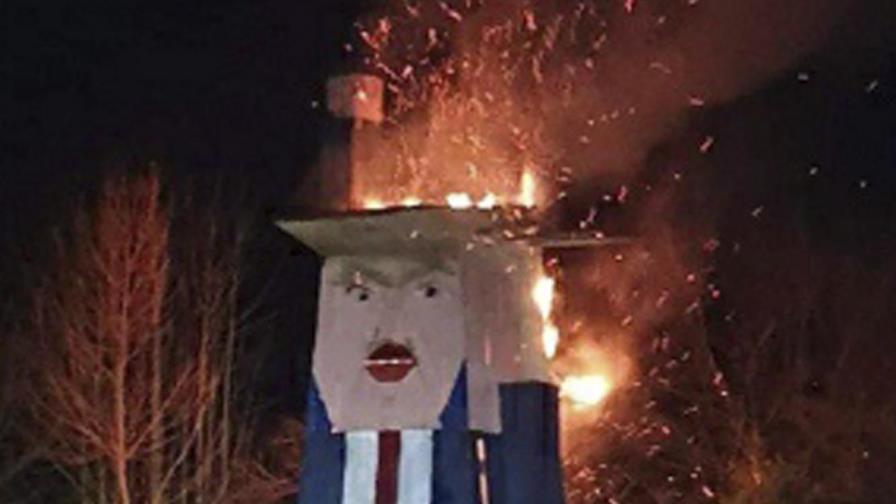 Eslovenia: Queman estatua de madera que remedaba a Trump