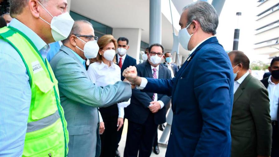 Luis Abinader deja sin cabeza al Ministerio de Salud Pública Luis Abinader deja sin cabeza al Ministerio de Salud Pública