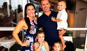 Ex jugador de rugby incendia su autom&oacute;vil y muere junto a su esposa e hijos