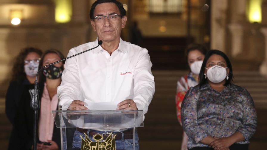 Jueza decidirá si prohibe salir de Perú a expresidente