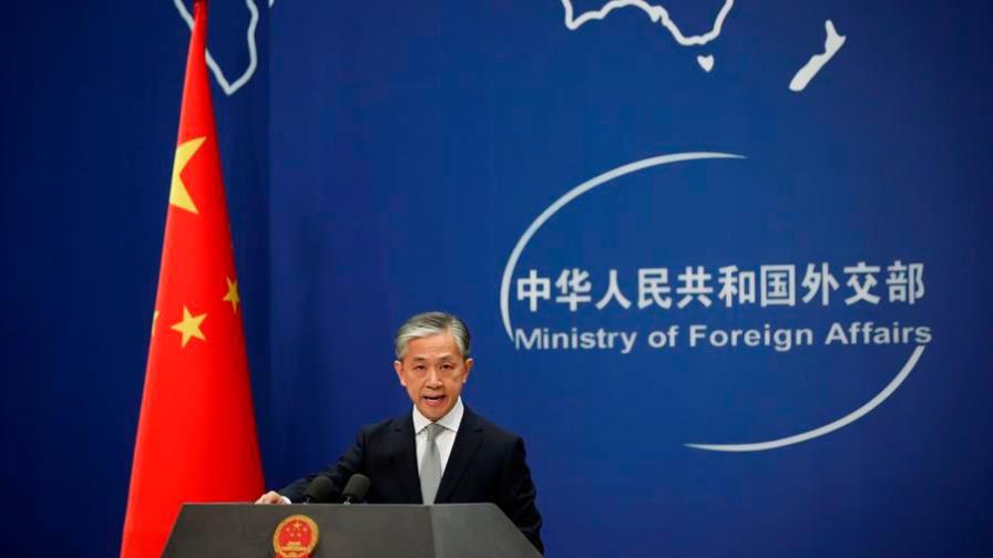 FBI busca a una científica china escondida en el consulado de San Francisco