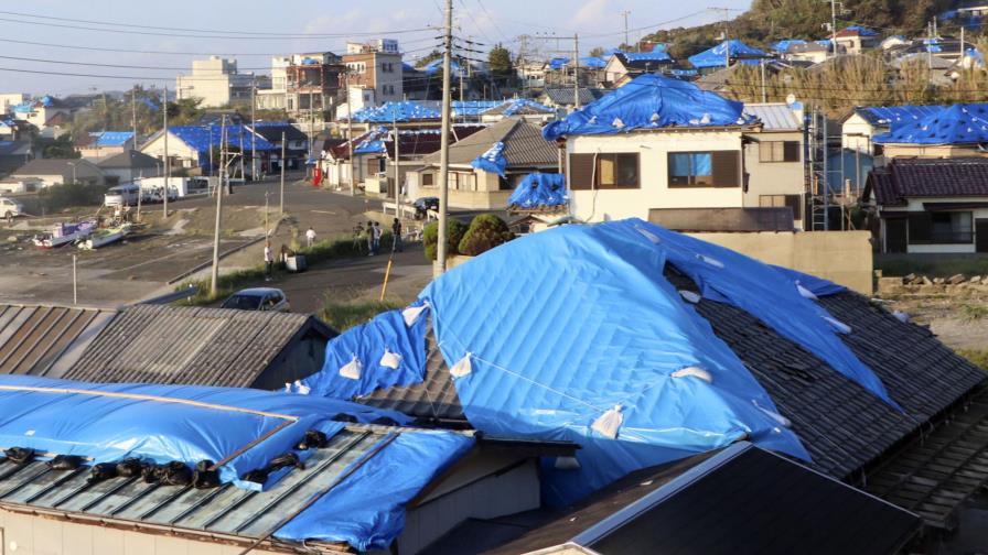 Un súper tifón se encamina hacia la isla principal de Japón