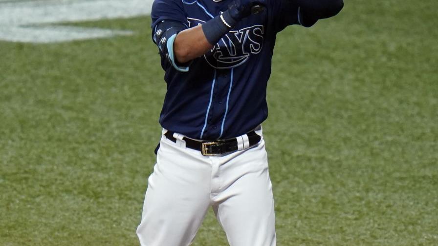 Histórico, Rays usan a 9 zurdos en orden al bate